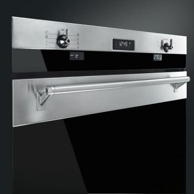 30" SMEG Classic Design Electric Wall Oven with 4.34 cu. ft. Capacity - SOU330X1